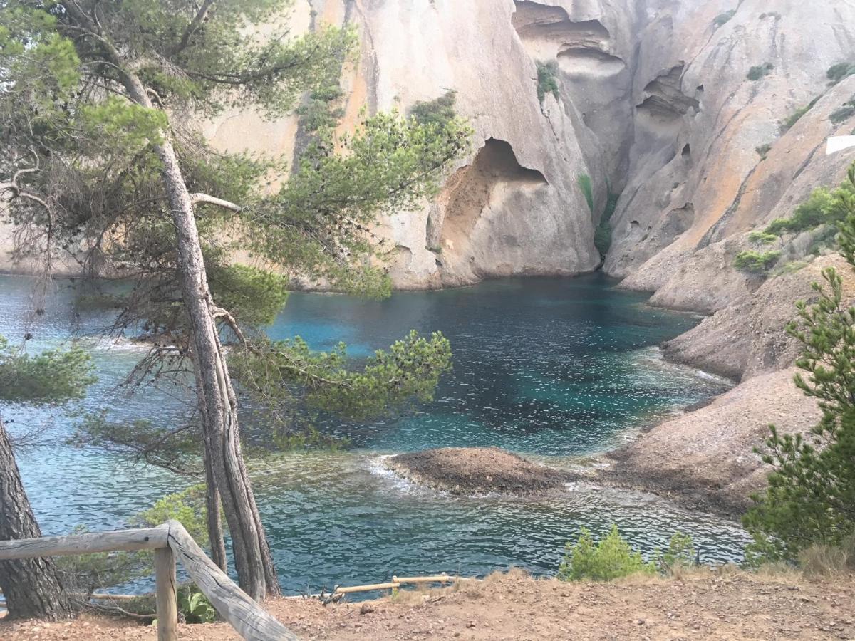 Fanny Wifi Climatise A Pieds 4 Personnes La Ciotat